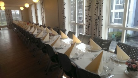 opdækning 58 personer.3/4